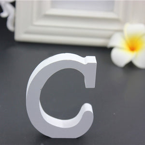 1pcs 15cm White Wooden LOVE Wedding Sign Romantic Wedding Decoration DIY Marriage LOVE Letters Photography Props 15*13*2CM
