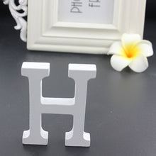 Load image into Gallery viewer, 1pcs 15cm White Wooden LOVE Wedding Sign Romantic Wedding Decoration DIY Marriage LOVE Letters Photography Props 15*13*2CM