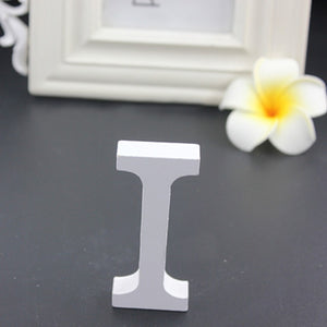 1pcs 15cm White Wooden LOVE Wedding Sign Romantic Wedding Decoration DIY Marriage LOVE Letters Photography Props 15*13*2CM