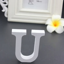 Load image into Gallery viewer, 1pcs 15cm White Wooden LOVE Wedding Sign Romantic Wedding Decoration DIY Marriage LOVE Letters Photography Props 15*13*2CM