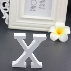 1pcs 15cm White Wooden LOVE Wedding Sign Romantic Wedding Decoration DIY Marriage LOVE Letters Photography Props 15*13*2CM