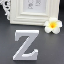 Load image into Gallery viewer, 1pcs 15cm White Wooden LOVE Wedding Sign Romantic Wedding Decoration DIY Marriage LOVE Letters Photography Props 15*13*2CM