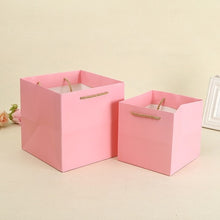 Load image into Gallery viewer, 2018 new creative gift boxes big size paper cases for containing sugars favors event party supplies gift bags with string decor